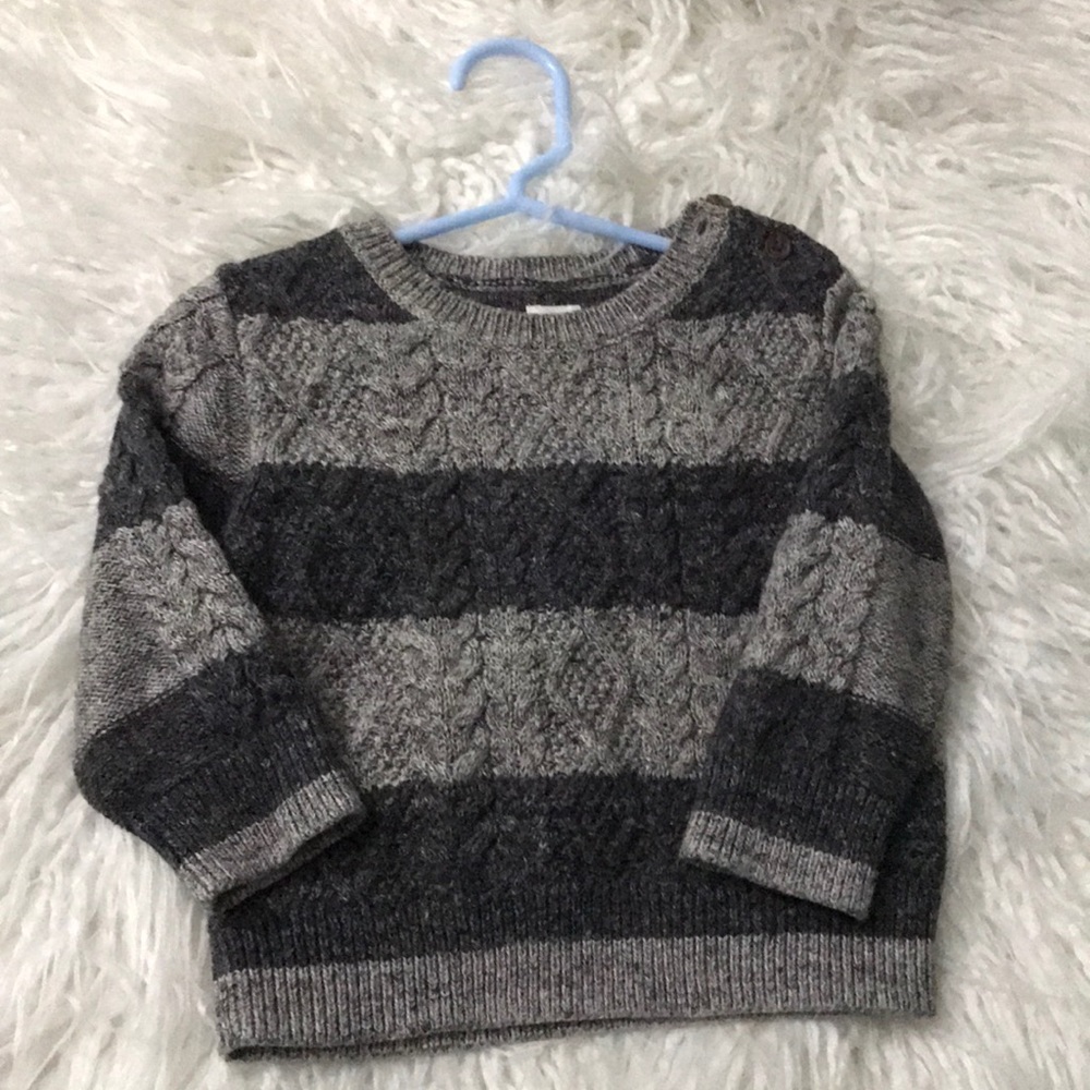 🐻 GAP Baby Sweater 🐻